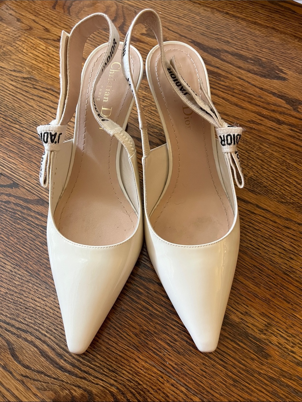 Christian Dior J'Adior slingback pumps featuring cream patent leader size 7 - Picture 2 of 11